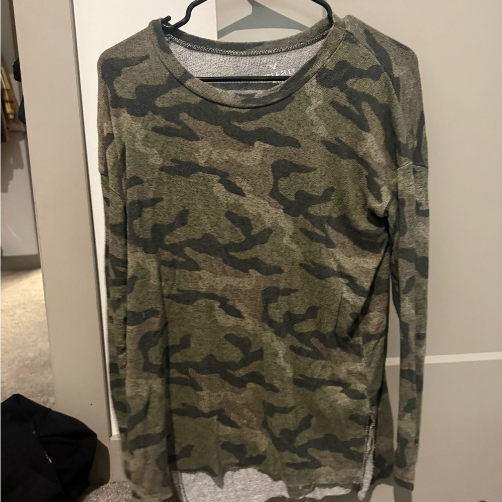 Camo Long Sleeve Lightweight Pullover American Eagle